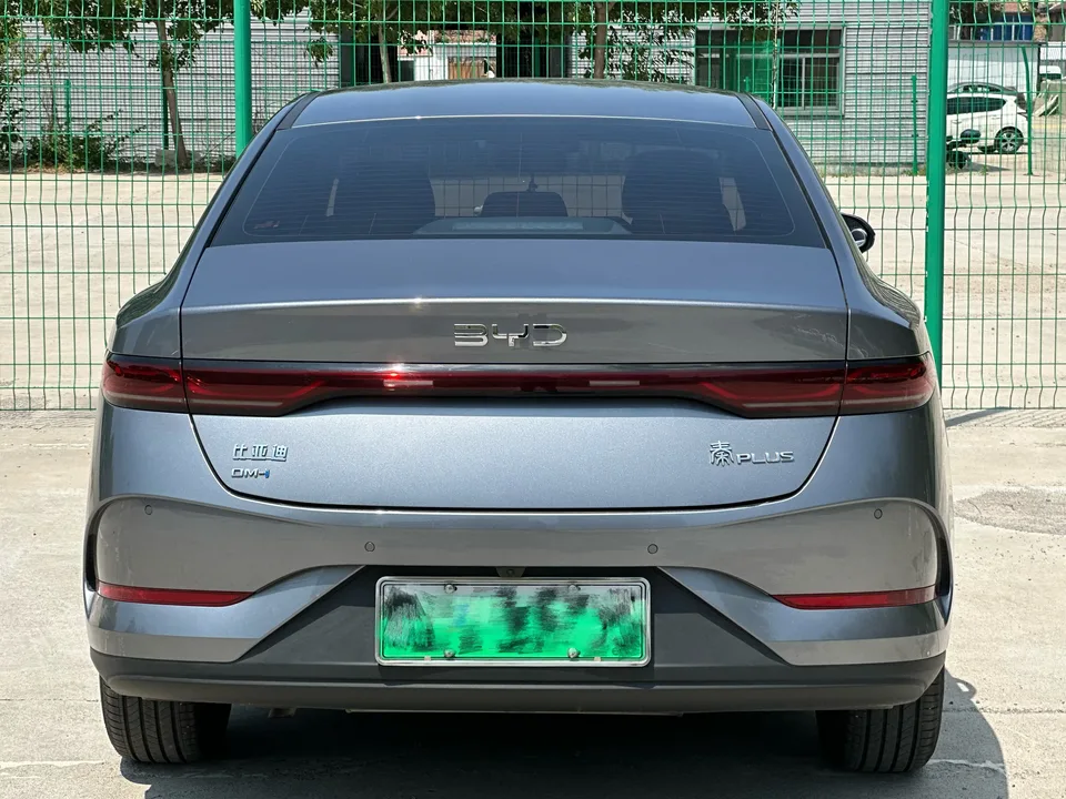 BYD Qin PLUS DM Qin PLUS DM Intelligent Driving Edition DM-i 55KM Leading Edition 2025 — thumbnail 2