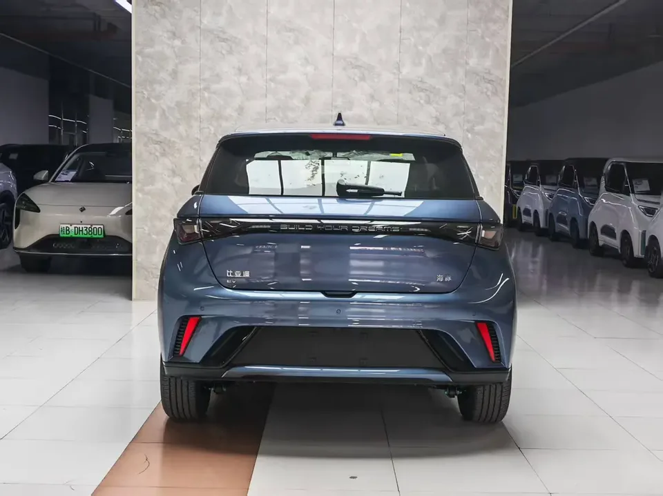 BYD Dolphin Dolphin Honor Edition 420km Free Edition 2024 — thumbnail 2