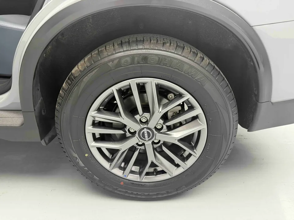 Nissan X-Trail Qijun Honor 2.0L 2WD Leading Edition 2025 — thumbnail 3