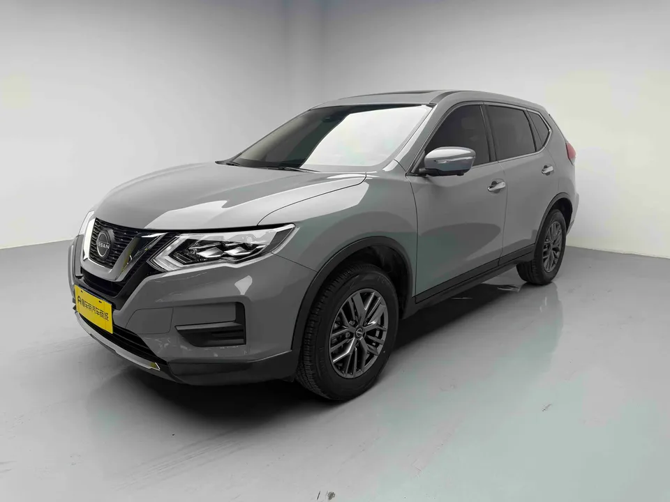 Nissan X-Trail Qijun Honor 2.0L 2WD Leading Edition 2025 — photo 1, buy with delivery to Moscow