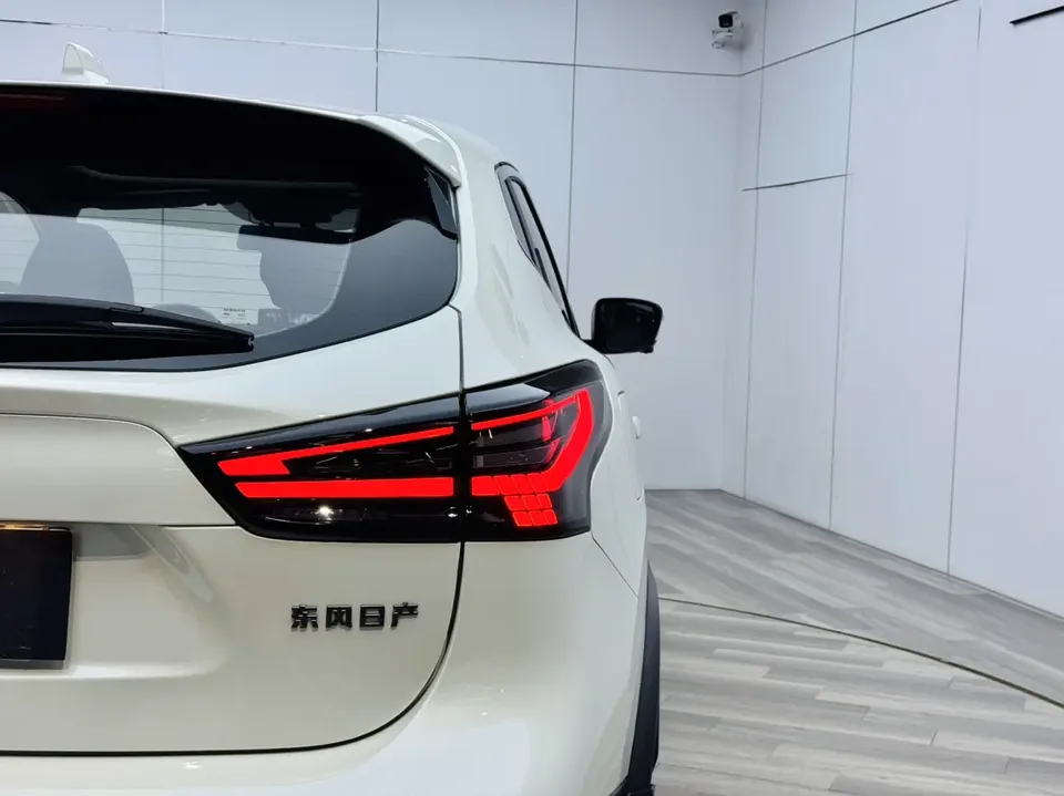 Nissan Qashqai Qashqai Qashqai 2025 Honor 2.0L CVT XV+ Leading Edition 2025 — thumbnail 3