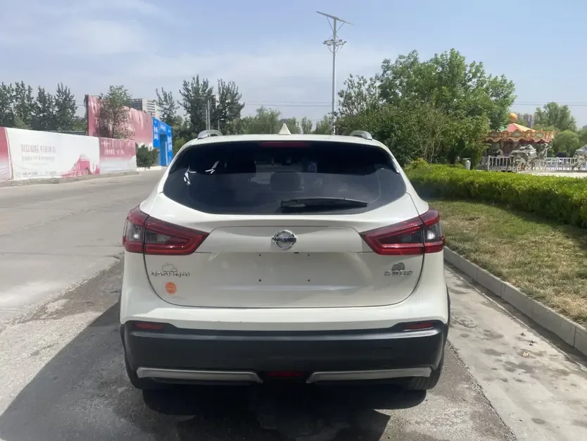 Nissan Qashqai Qashqai 2.0L XV Smart Edition 2022 — thumbnail 2