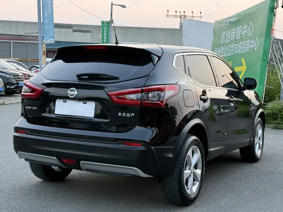Nissan Qashqai Qashqai 2.0L XV Smart Edition 2022 — миниатюра 4
