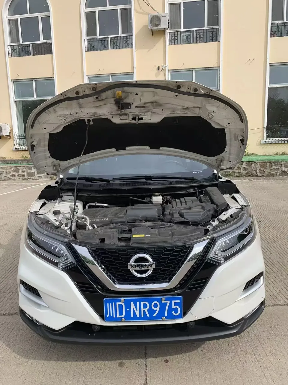 Nissan Qashqai Qashqai Qashqai 2022 2.0L XV Prem. Deluxe Edition 2022 — thumbnail 2