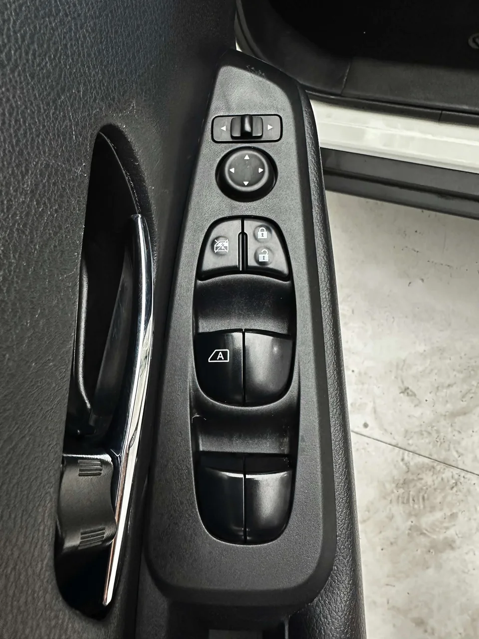 Nissan Jinke Jinke 1.5L XV CVT Deluxe Edition 2022 — thumbnail 4