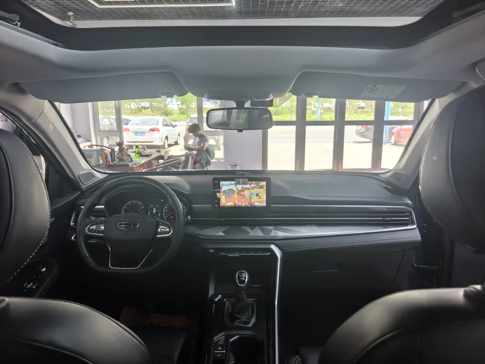 Geely Vision X6 Vision X6 PRO 1.4T Manual Premium Type 2023 — thumbnail 4