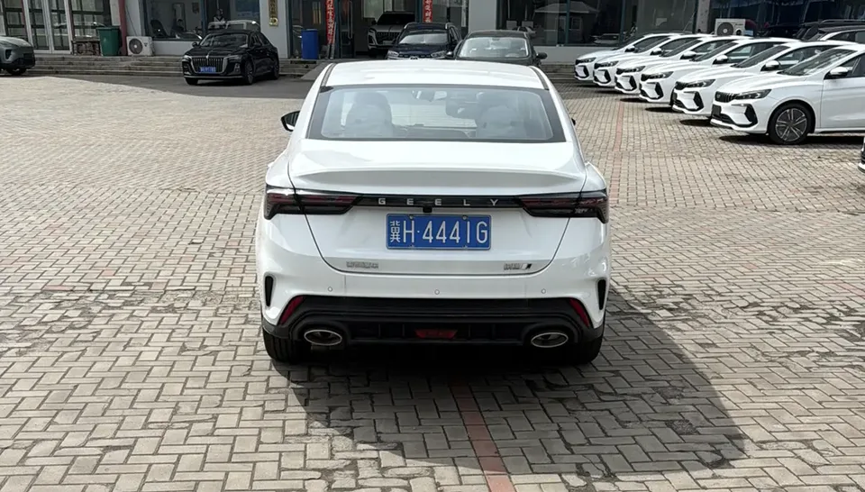 Geely Binrui Binrui Binrui COOL 1.5T DCT Longteng Edition 2026 — thumbnail 2