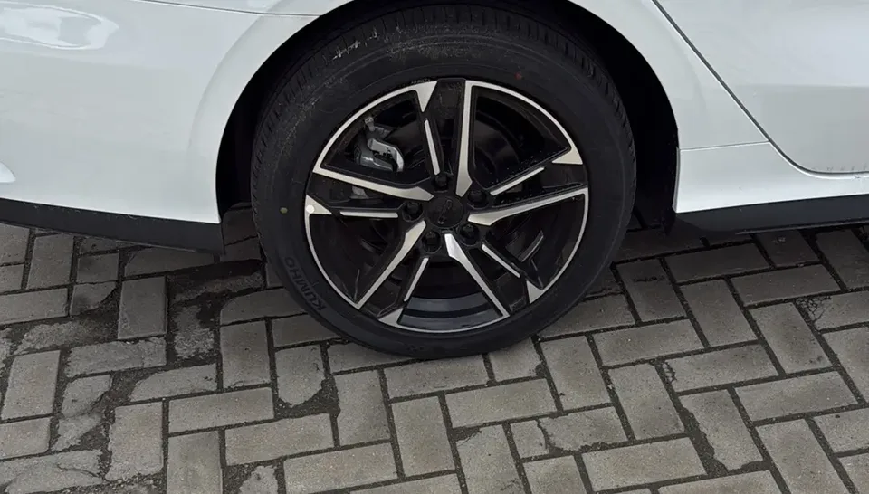 Geely Binrui Binrui Binrui COOL 1.5T DCT Longteng Edition 2026 — thumbnail 5