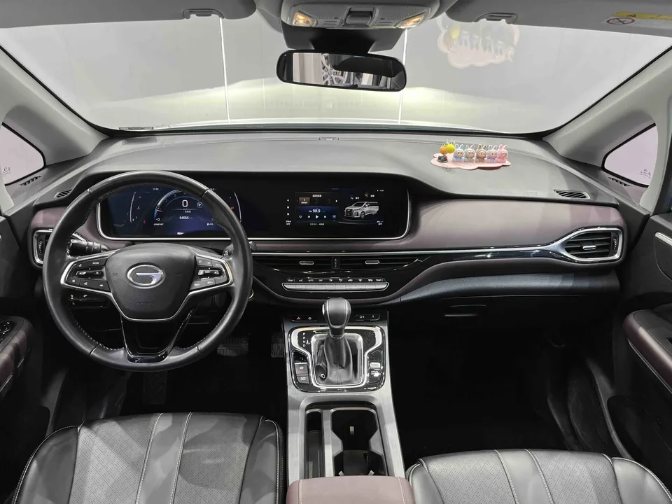 GAC Trumpchi M6 Pro 270T Automatic Deluxe Edition 2022 — миниатюра 4