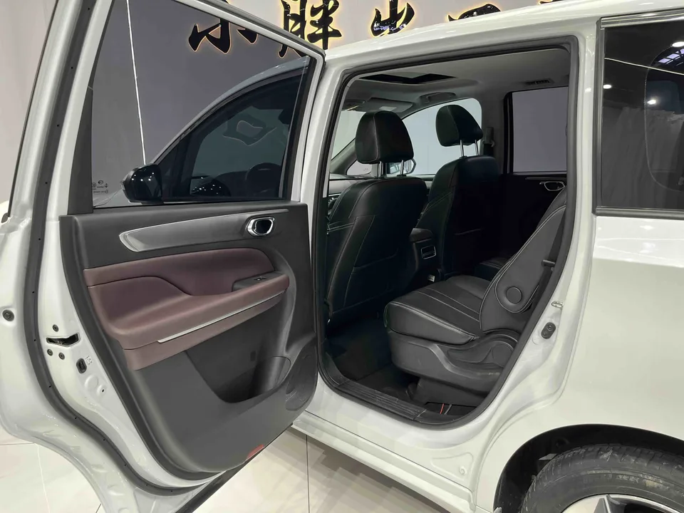 GAC Trumpchi M6 Pro 270T Automatic Deluxe Edition 2022 — миниатюра 5
