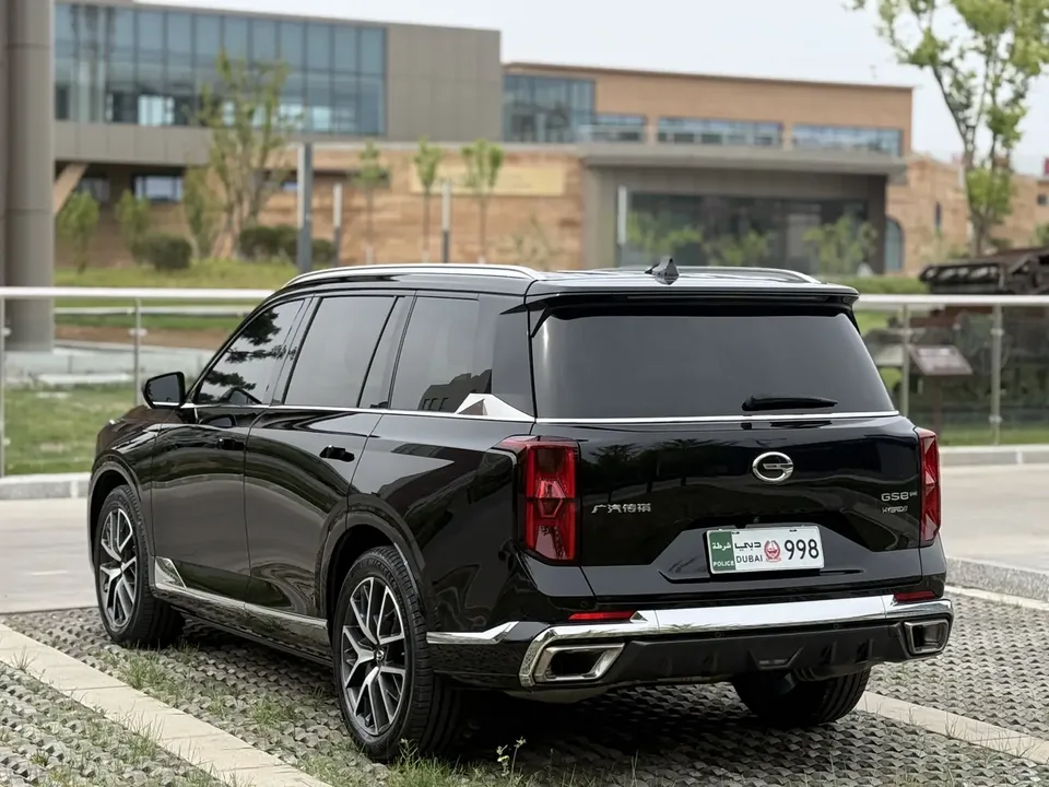 GAC Trumpchi GS8 Trumpchi GS8 2022 Pilot Series 2.0TGDI 2WD Premium Edition 7 Seaters 2023 — миниатюра 4