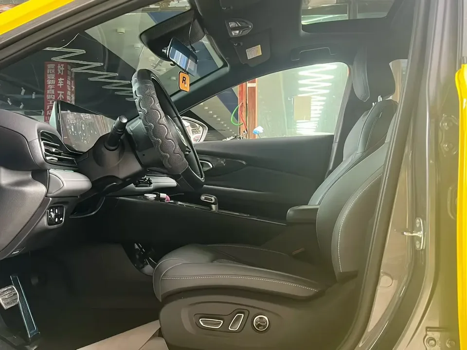 GAC Trumpchi Empow Shadow Leopard 270T DCT S 2024 — thumbnail 5