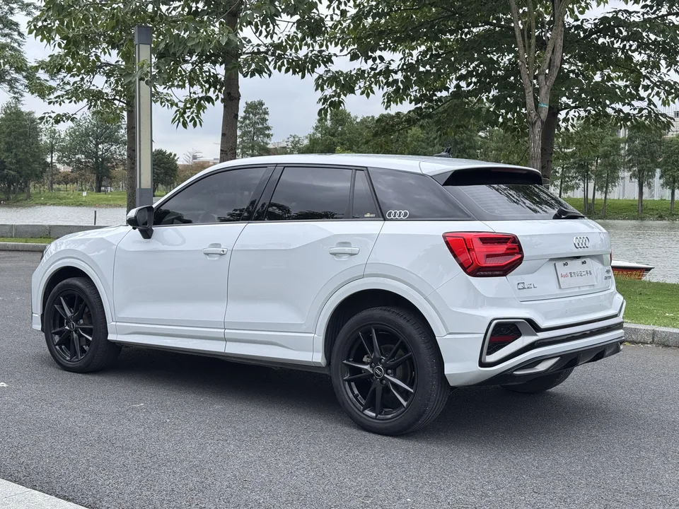Audi Q2L Q2L Audi Q2L 2022 35 TFSI aggressive and dynamic model 2022 — thumbnail 2
