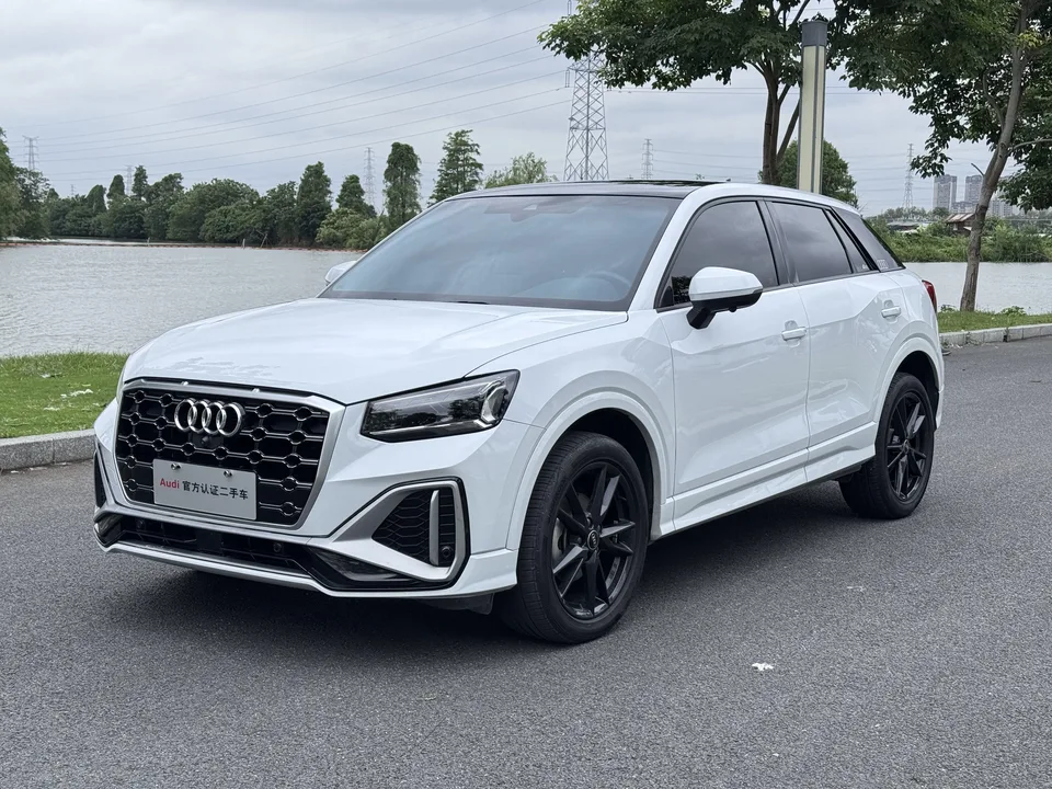 Audi Q2L Q2L Audi Q2L 2022 35 TFSI aggressive and dynamic model 2022 — photo 1, buy with delivery to Moscow
