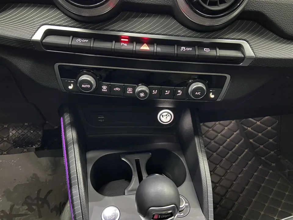 Audi Q2L Audi Q2L 2022 35 TFSI Fashion Dynamic Edition 2023 — миниатюра 3