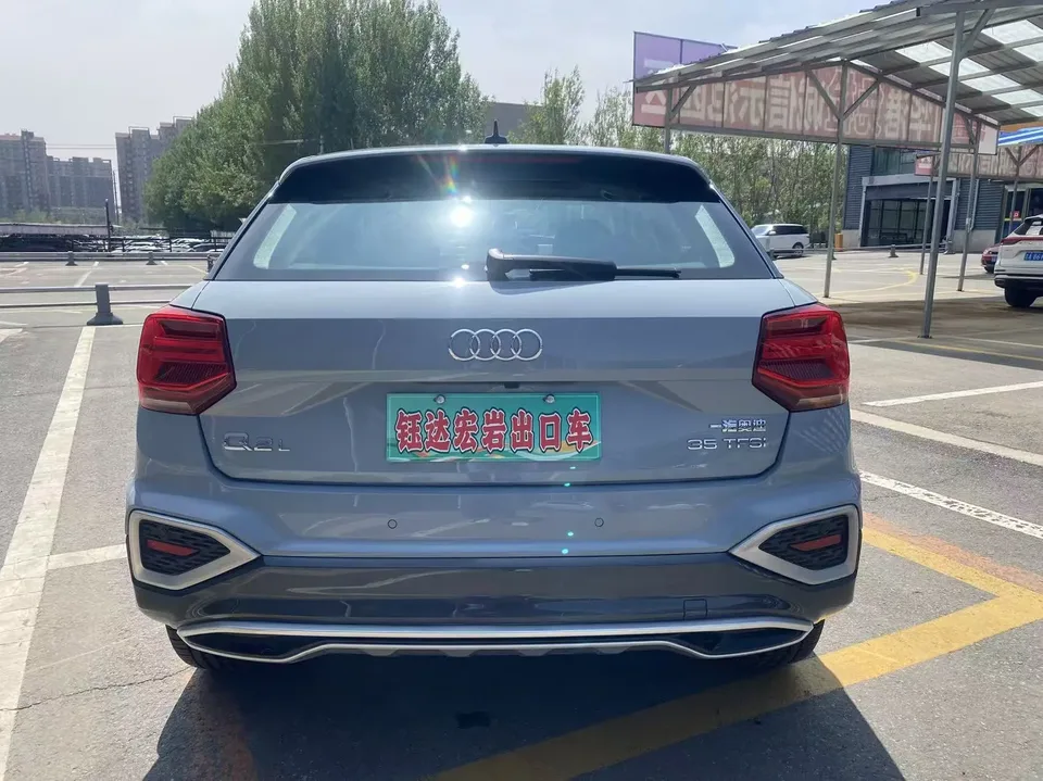 Audi Q2L Q2L Audi Q2L 2022 35 TFSI Fashionable and Elegant 2023 — миниатюра 2