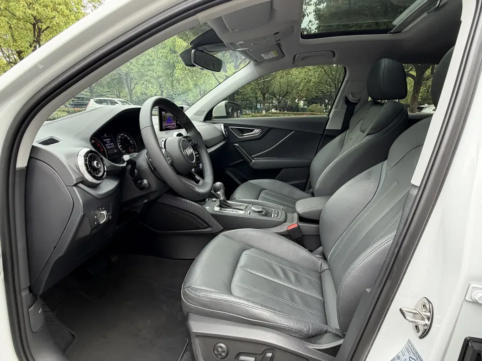 Audi Q2L Audi Q2L 2024 35 TFSI Fashionable and Elegant 2024 — миниатюра 5