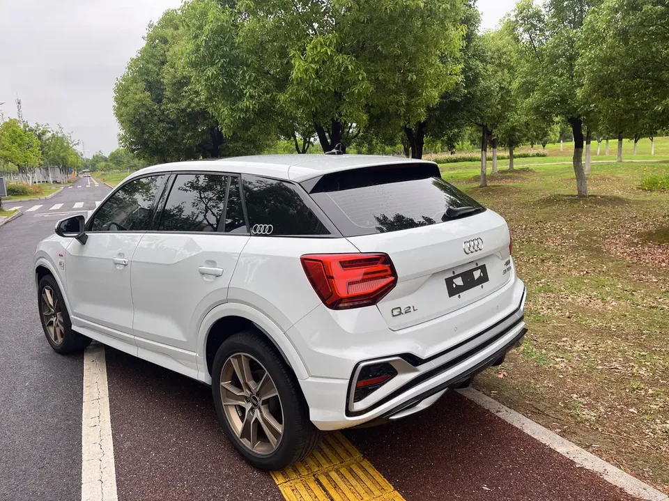Audi Q2L Audi Q2L 2022 35 TFSI Fashion Dynamic Edition 2023 — миниатюра 2