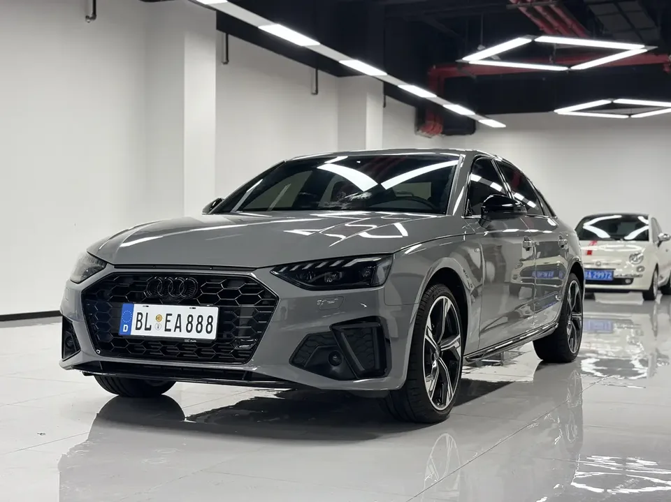 Audi a4 l 2025