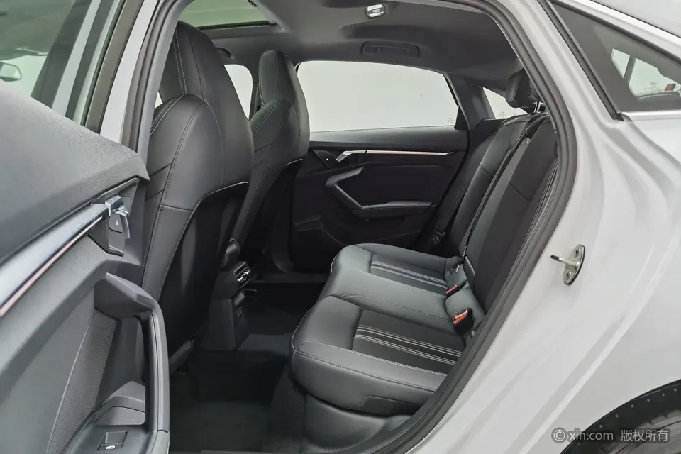 Audi A3 Audi A3 A3L Limousine 35 TFSI Stylish Sports 2024 — thumbnail 5