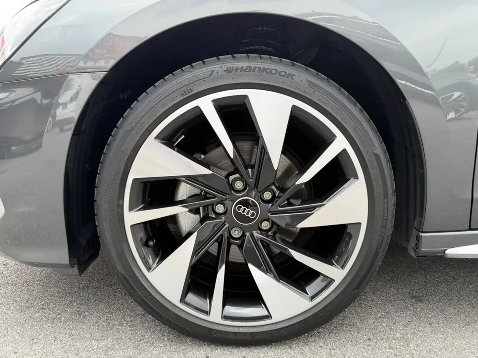 Audi A3 Audi A3 A3L Limousine 35 TFSI Stylish Sports 2023 — миниатюра 4