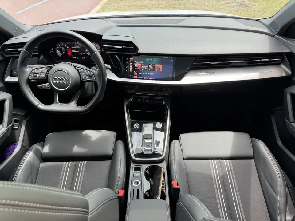 Audi A3 A3 facelift Sportback 35 TFSI stylish and sporty 2023 — миниатюра 3