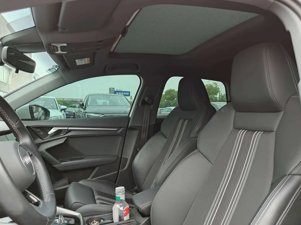 Audi A3 A3 Audi A3 2024 Sportback 35 TFSI stylish and sporty 2024 — thumbnail 5