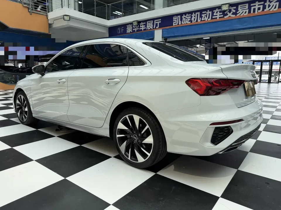 Audi A3 A3 A3L Limousine 35 TFSI Fashion Sports 2023 — миниатюра 2