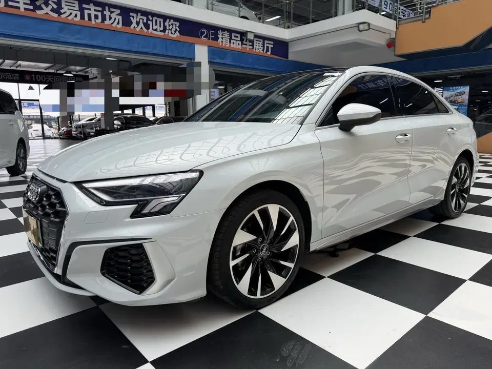 Audi A3 A3 A3L Limousine 35 TFSI Fashion Sports 2023 — photo 1, buy with delivery to Moscow