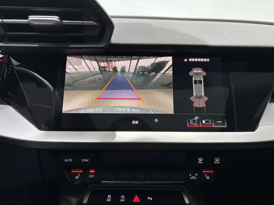 Audi A3 A3 facelift Sportback 35 TFSI stylish and sporty 2023 — thumbnail 3