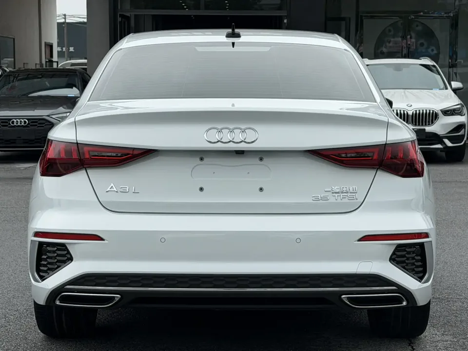 Audi A3 facelift A3L Limousine 35 TFSI stylish and sporty 2023 — миниатюра 2