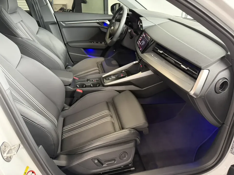 Audi A3 facelift A3L Limousine 35 TFSI stylish and sporty 2023 — миниатюра 4