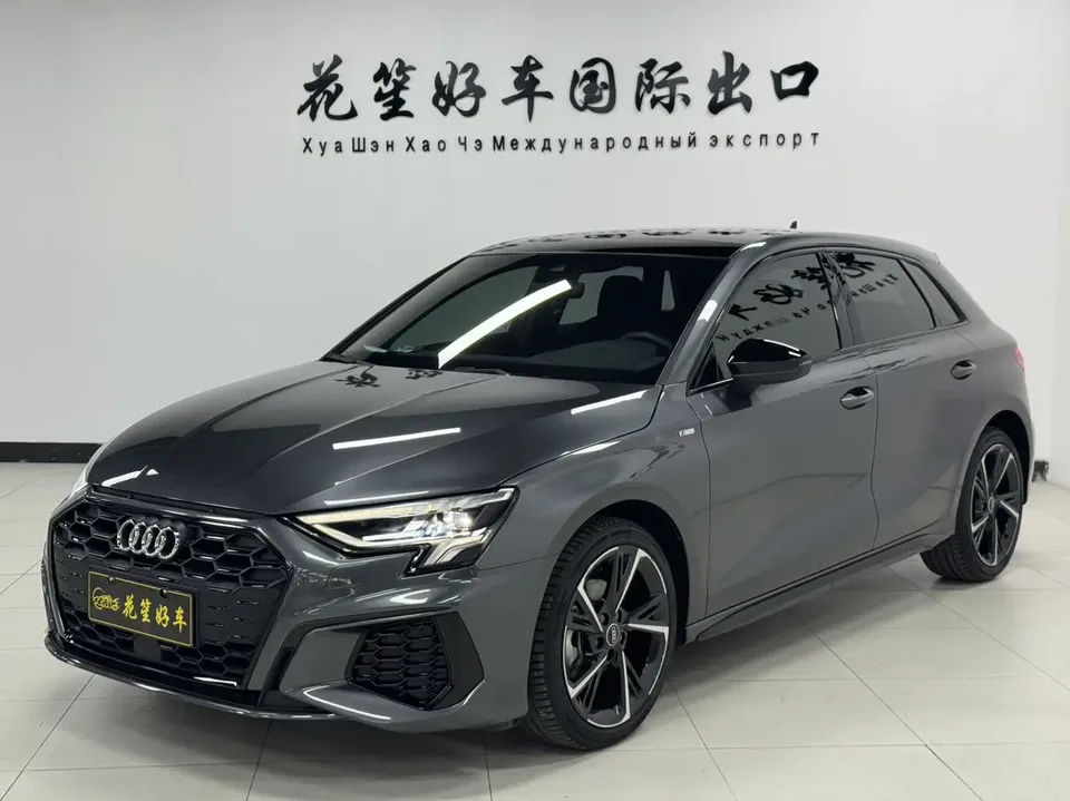 Audi A3 A3 Sportback 35 TFSI stylish and sporty 2022 — photo 1, buy with delivery to Moscow