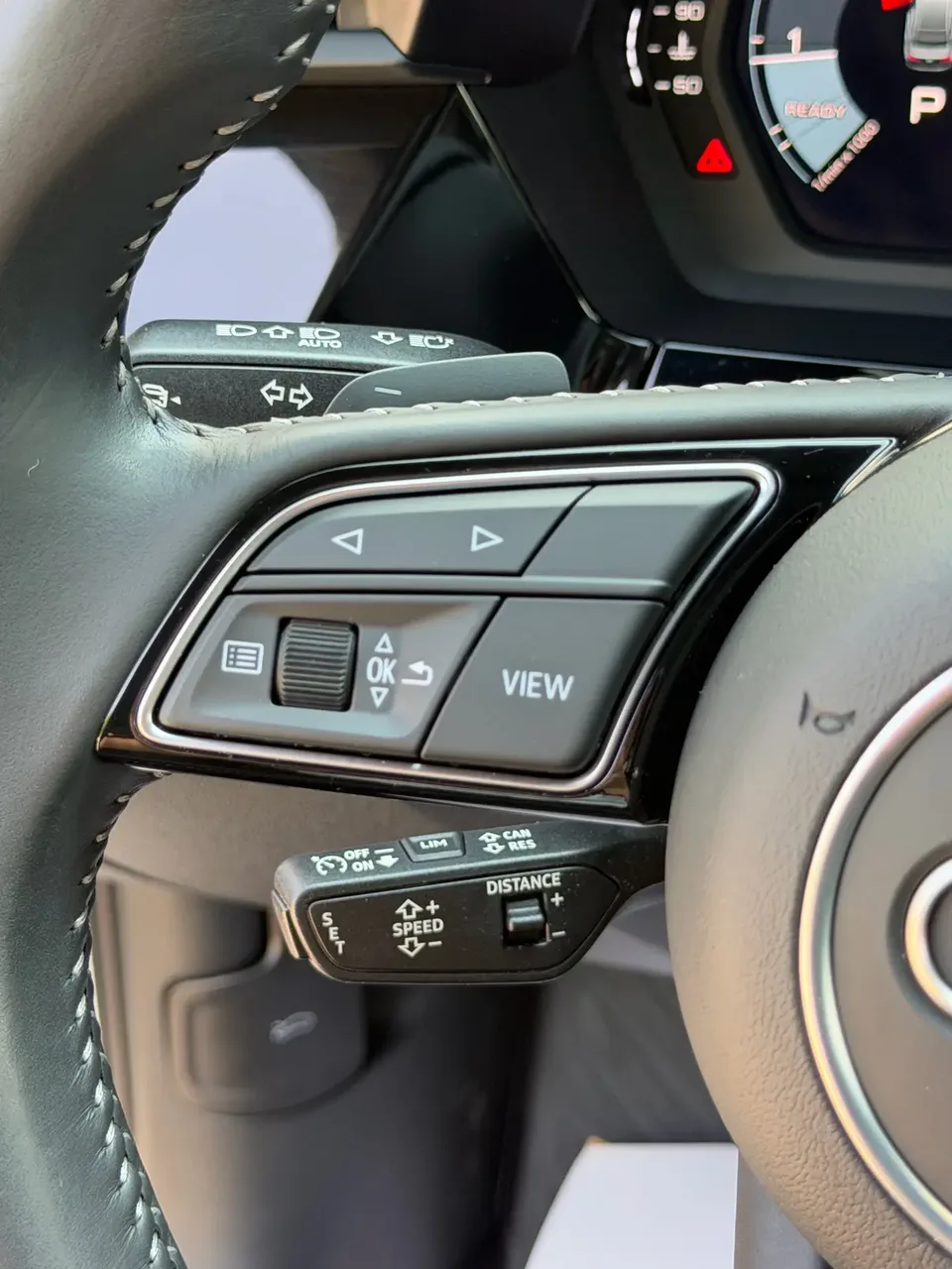 Audi A3 A3L Limousine 35 TFSI Fashionable and Elegant 2022 — миниатюра 4