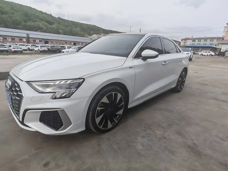 Audi A3 Audi A3 A3L Limousine 35 TFSI Stylish Sports 2022 — photo 1, buy with delivery to Moscow