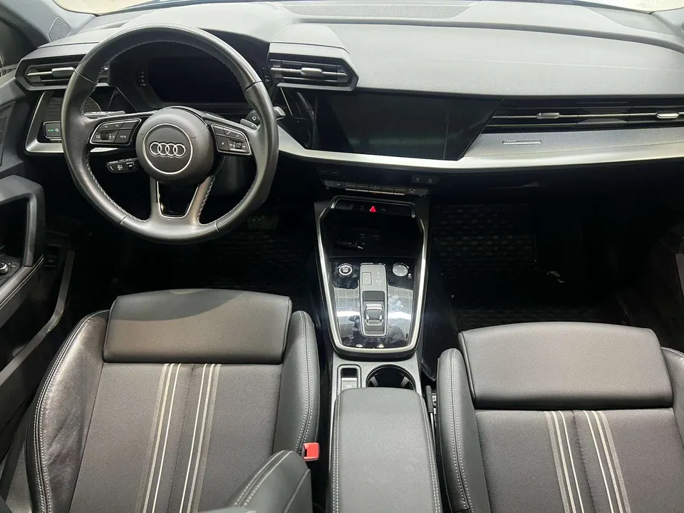 Audi A3 A3 A3L Limousine 35 TFSI Fashion Sports 2022 — миниатюра 4