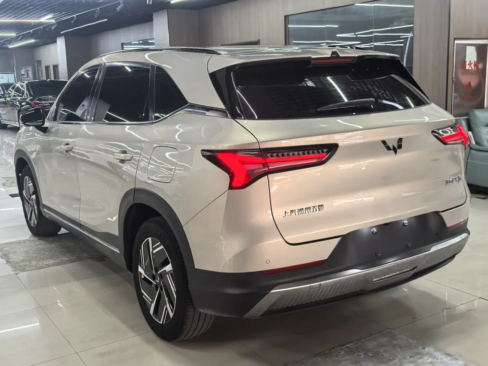 Wuling Starlight S PHEV Starlight S PHEV 130km Flagship Model 2024 — thumbnail 4
