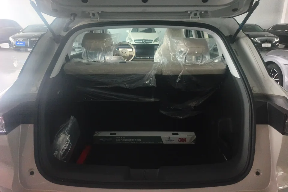 Wuling Bingo PLUS Bingo PLUS 330km 5-seater version 2024 — thumbnail 5