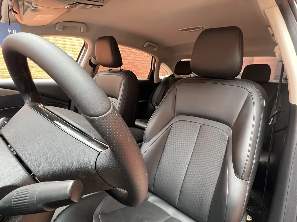 Wuling Starlight EV Starlight EV Co-creation Edition 510 Advanced Edition 2024 — thumbnail 4