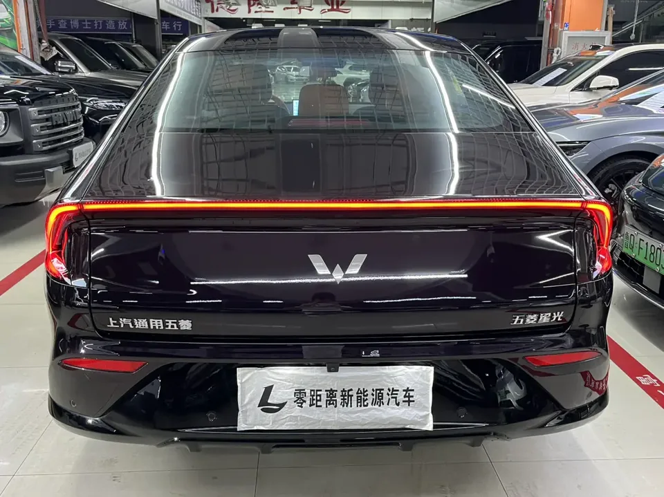 Wuling Starlight PHEV 150km Smart Pilot 2026 — миниатюра 5