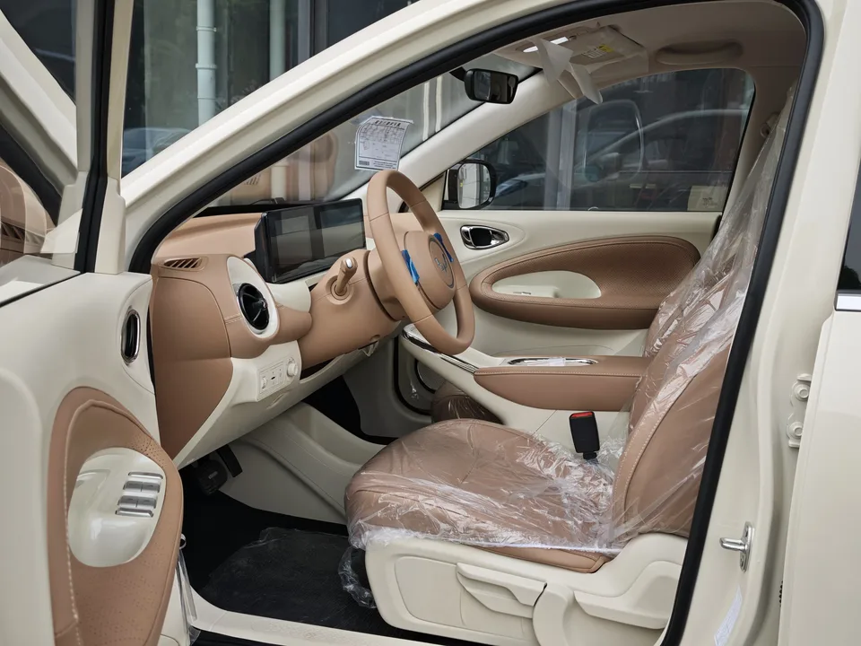 Wuling Bingo Bingo 333KM Lingxi Internet Edition 2025 — миниатюра 4
