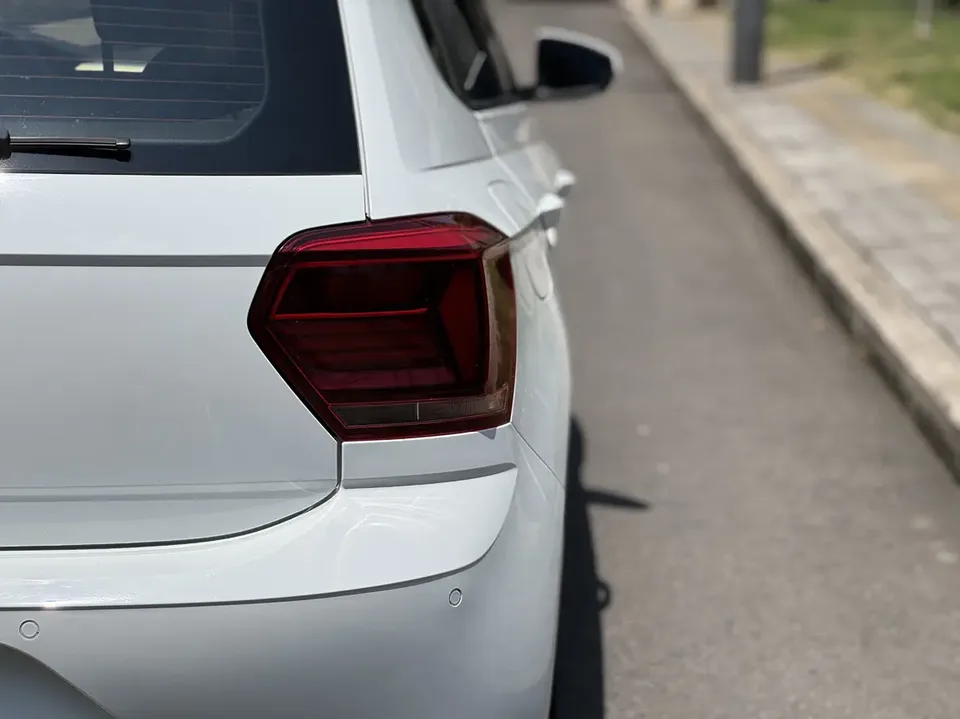 Volkswagen Polo Polo facelift Plus 1.5L Automatic Colorful Technology Edition 2023 — thumbnail 3