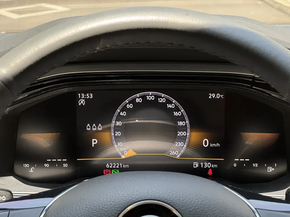 Volkswagen Polo Polo facelift Plus 1.5L Automatic Colorful Technology Edition 2023 — thumbnail 4
