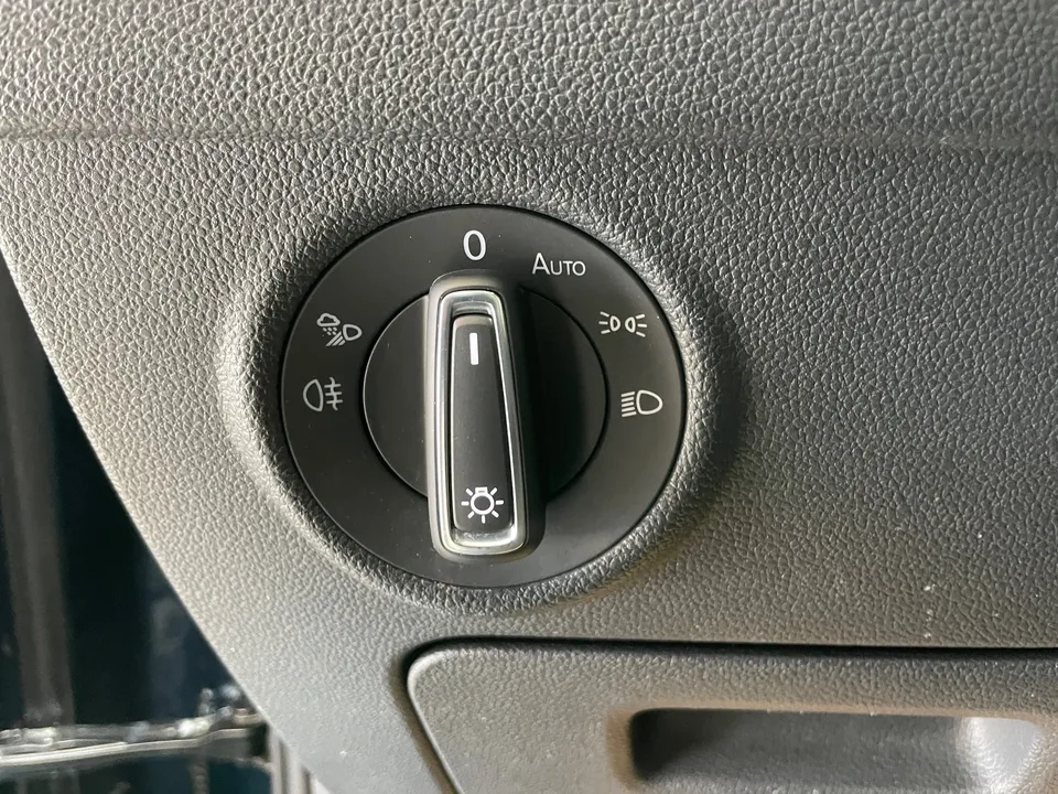 Volkswagen Tiguan L Tiguan L 2022 330TSI Automatic 2WD R-Line Enjoy Edition 2022 — миниатюра 3