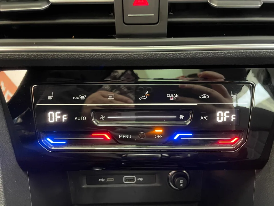 Volkswagen Tiguan L Tiguan L 2022 330TSI Automatic 2WD R-Line Enjoy Edition 2022 — миниатюра 4