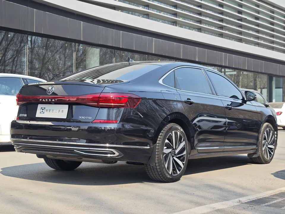 Volkswagen Passat Passat 2022 330TSI Elite Edition 2022 — миниатюра 5
