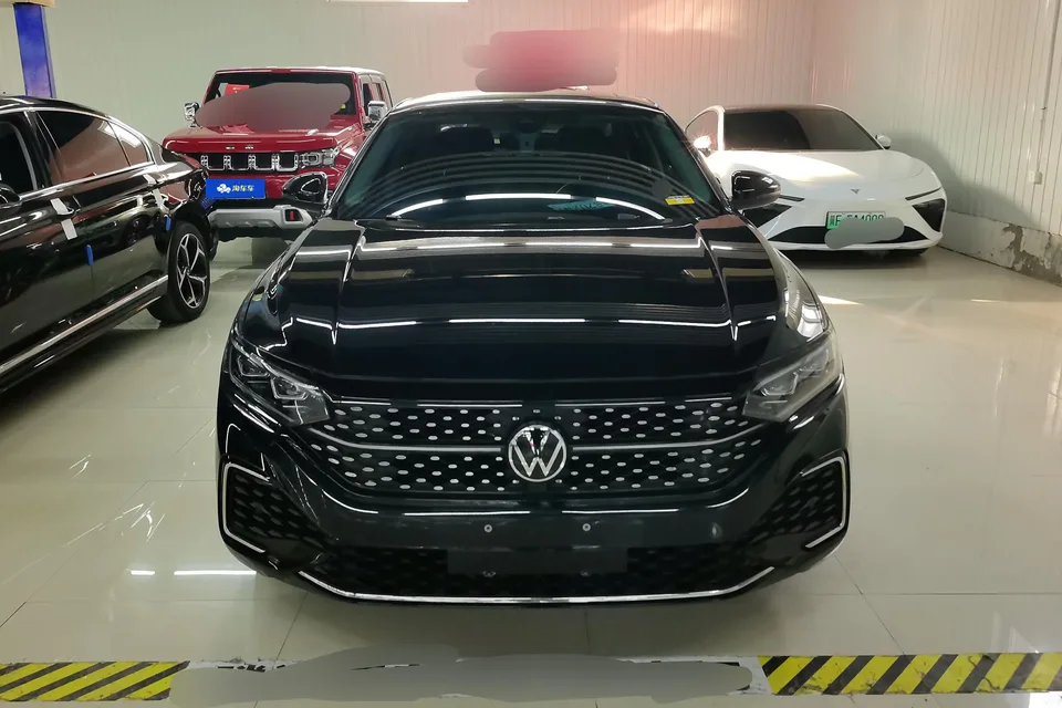 Volkswagen Passat 2022