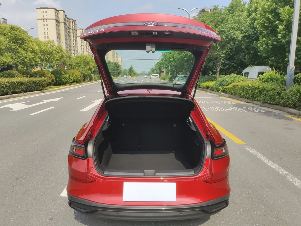 Volkswagen Lamando Lingdu Lingdu Lingdu L 280TSI DSG Hot Edition 2023 — thumbnail 5