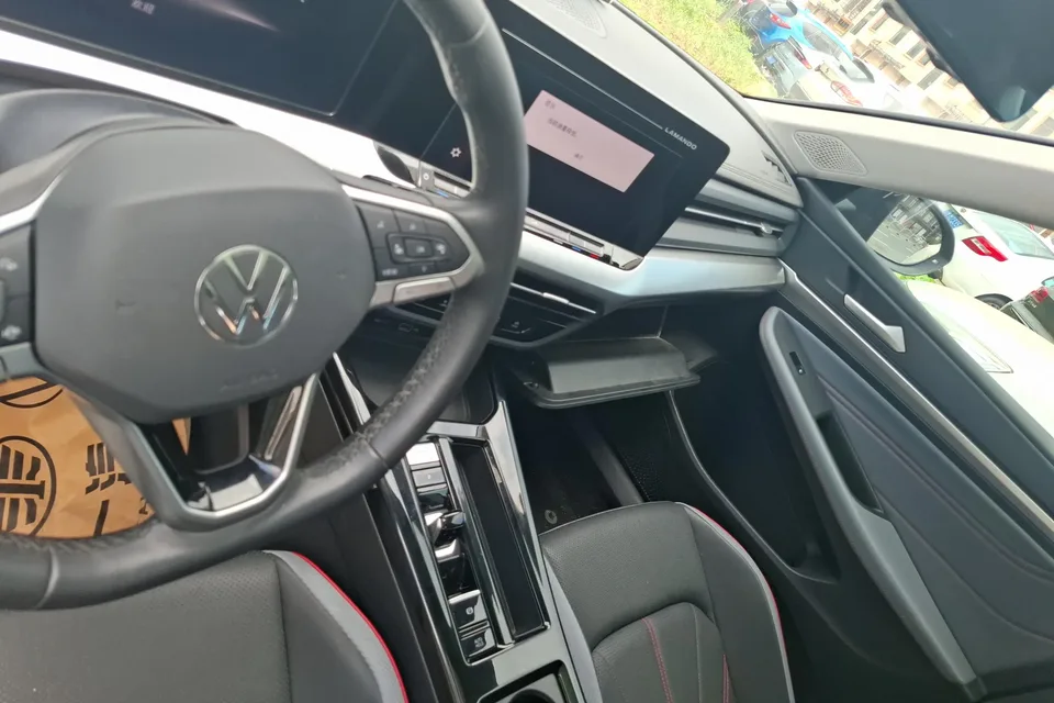 Volkswagen Lamando Lingdu 2024 Lingdu Lingdu L 280TSI DSG Hot Edition 2024 — thumbnail 5