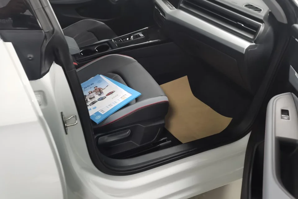Volkswagen Lamando Lingdu Lingdu 2025 Lingdu L 280TSI DSG Cool Edition 2025 — thumbnail 2